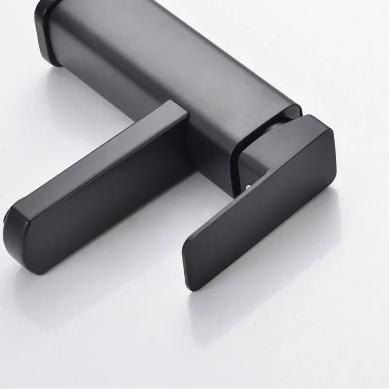 Haswick - Modern Bathroom Basin Faucet