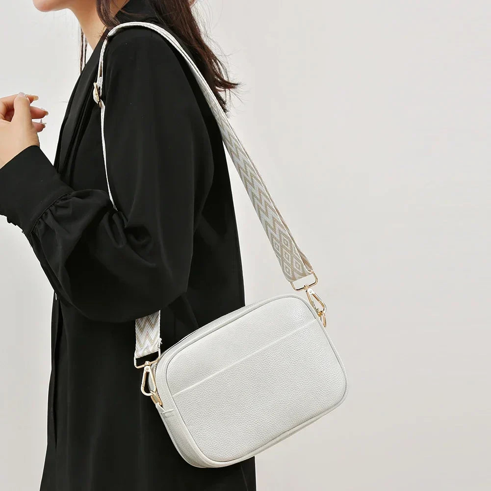 Daily Chic Handbag - Stylish Everyday Bag for Women