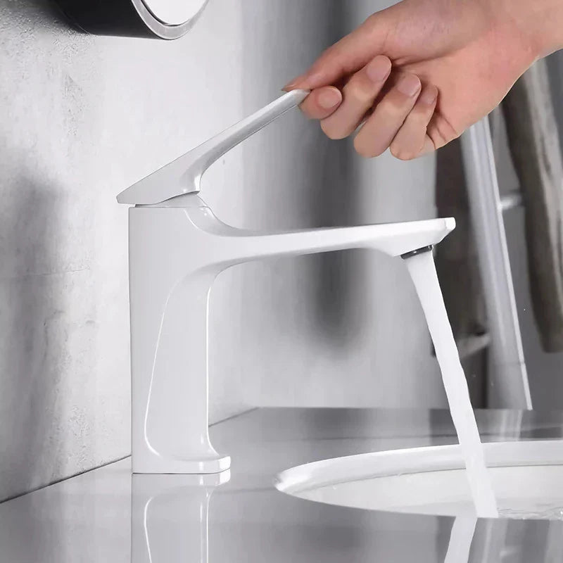 Kelbourne - Single-Handle Faucet For Timeless Comfort