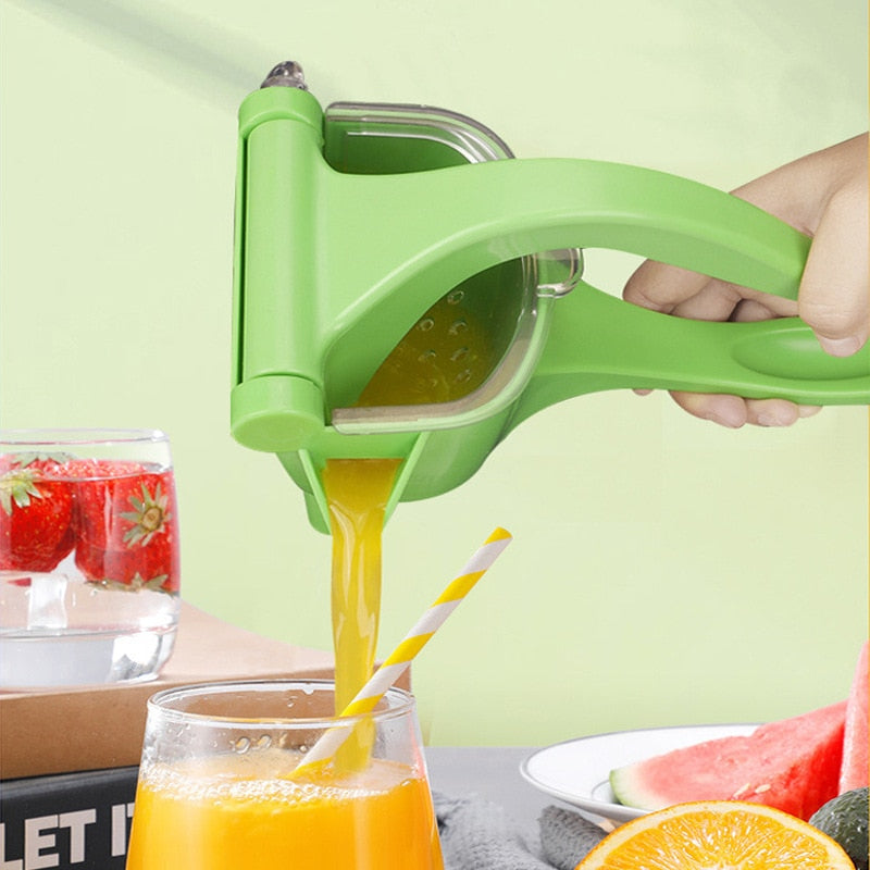 LemonSqueeze Juicer - Fast and Easy Citrus Juice Extraction