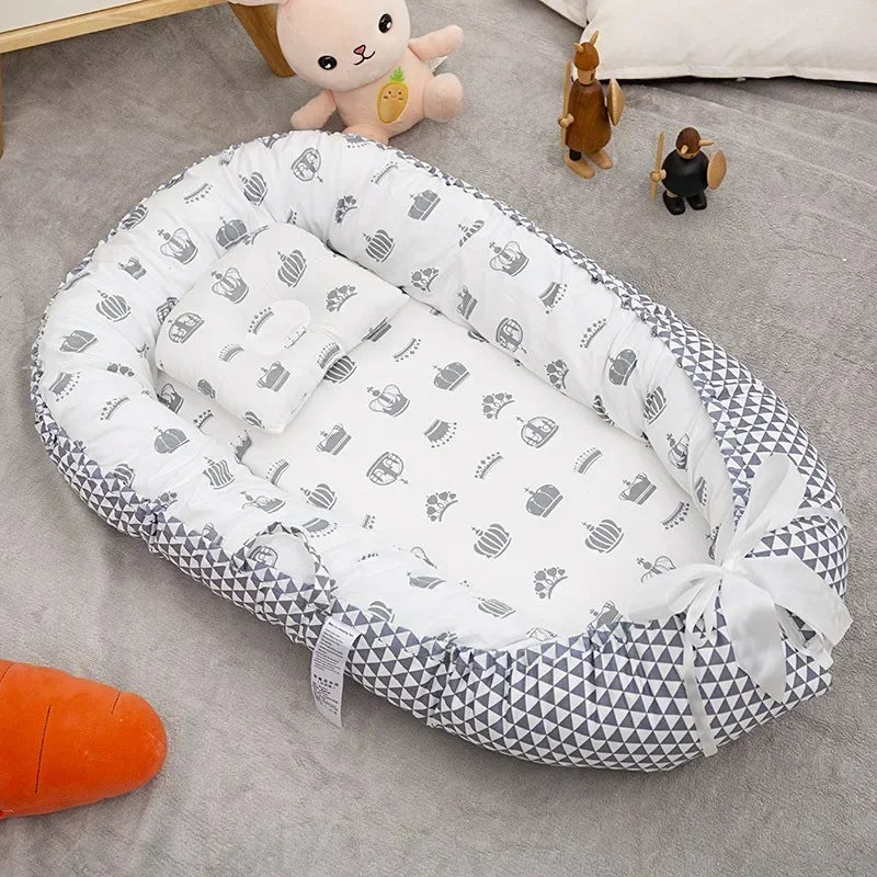 TravelEase Bed - Foldable Baby Bed and Bassinet