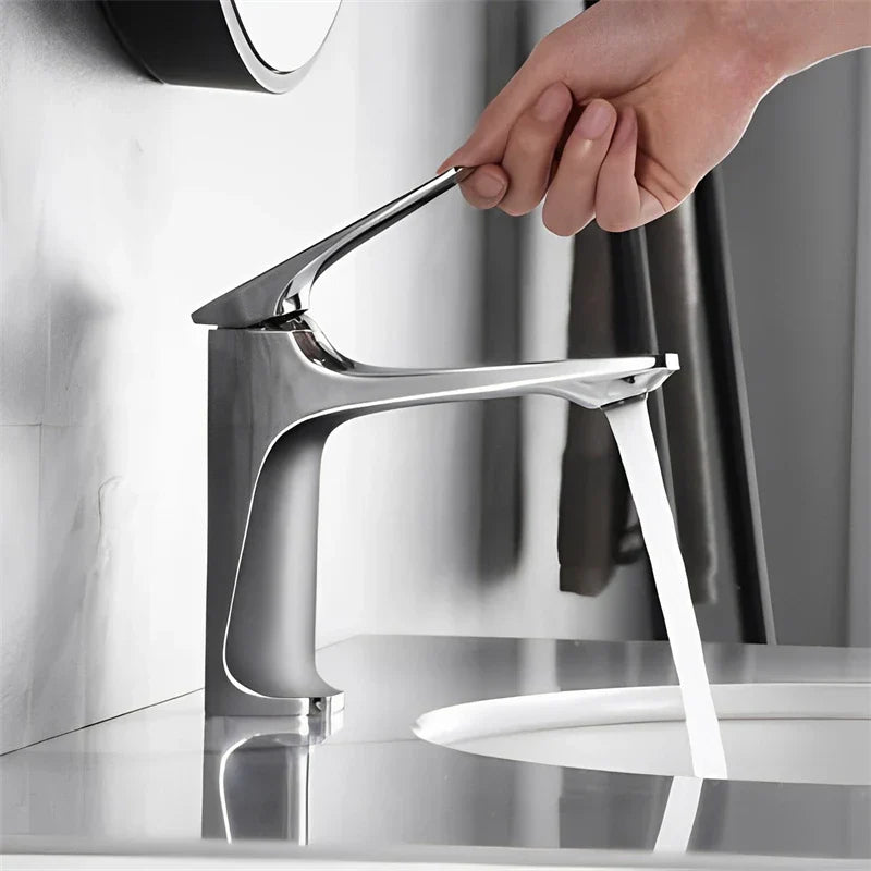 Kelbourne - Single-Handle Faucet For Timeless Comfort