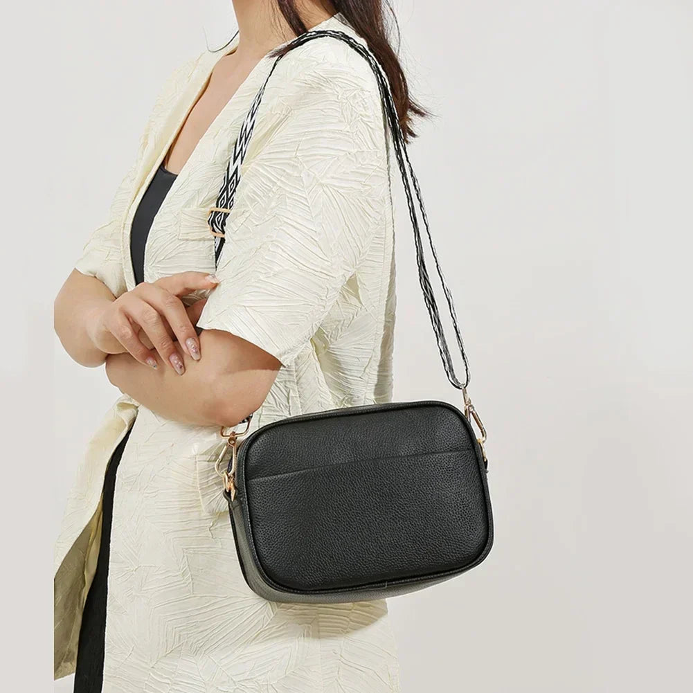 Daily Chic Handbag - Stylish Everyday Bag for Women