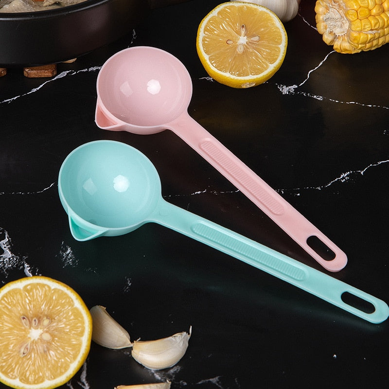 Separator Spoon - Effortless Oil and Liquid Separation for Your Kitchen