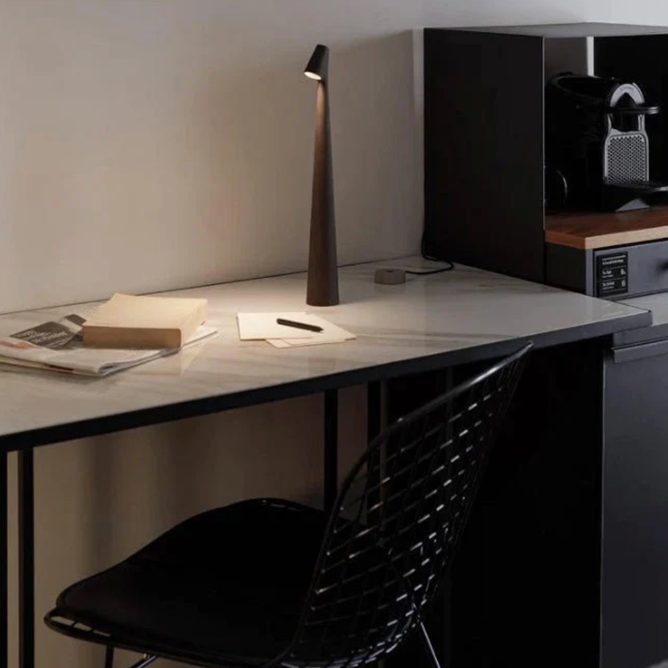 Nawbrent - Dimmable Handcrafted Table Lamp