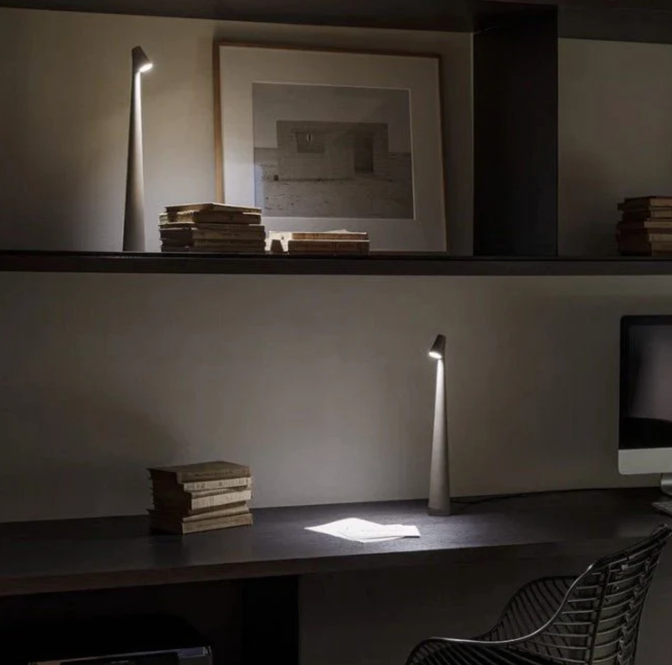 Nawbrent - Dimmable Handcrafted Table Lamp