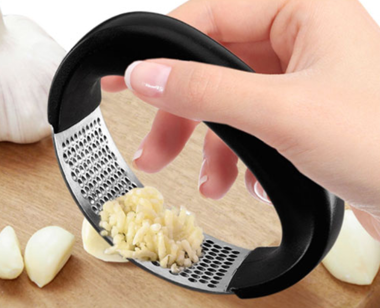 ArvoCrush - Effortless Stainless Steel Garlic Press for Home Cooks