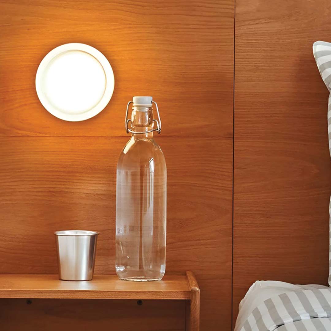 VivaLight - Chic Dimple Wall Sconce