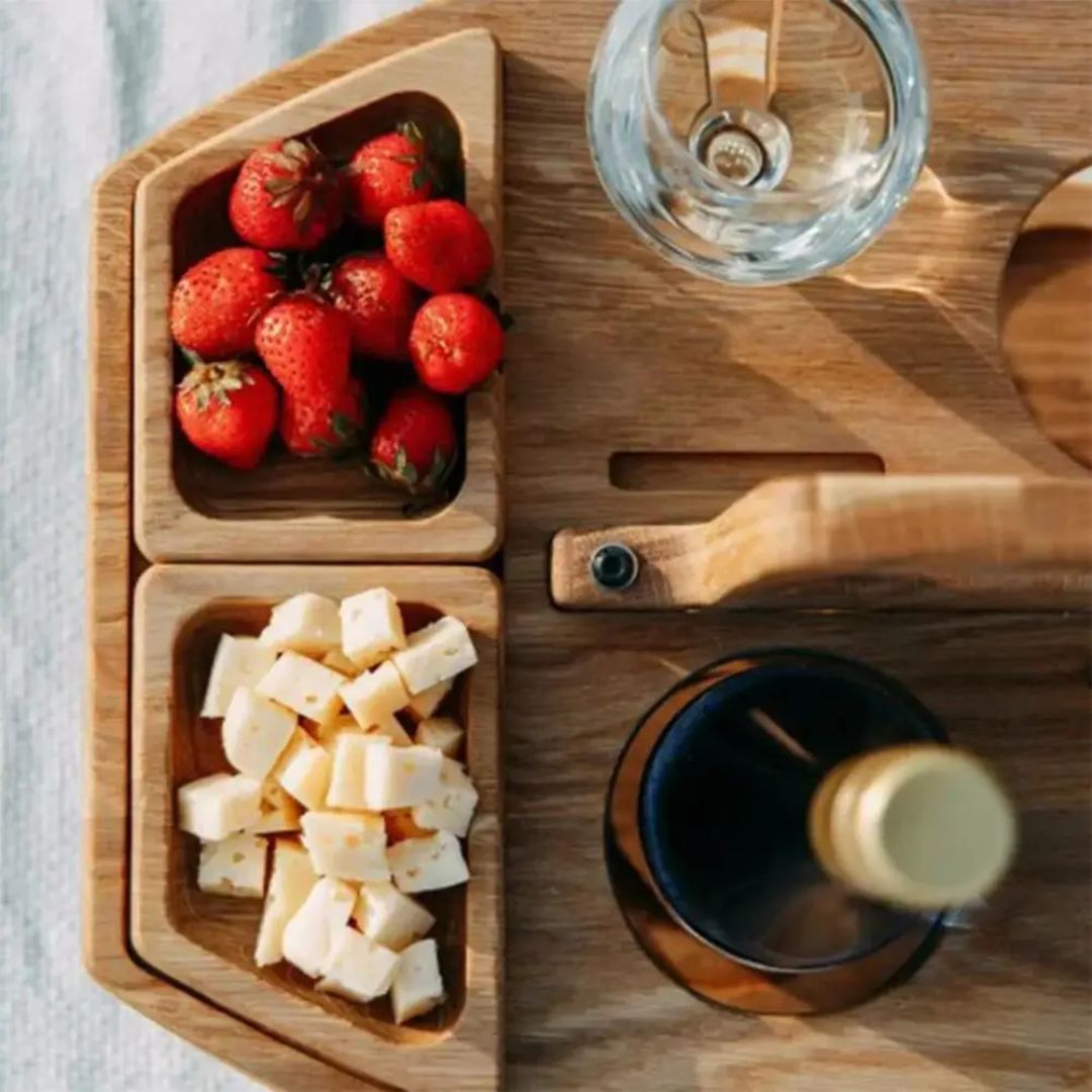 WineFold Table - Elegant Foldable Wooden Wine Table