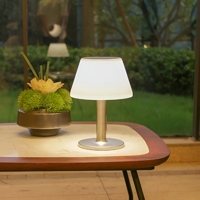 SolarLuxe Lamp - Modern Solar-Powered Table Lamp