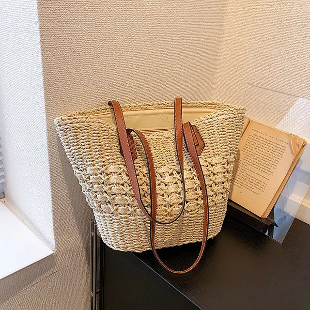 BohoVibe Tote - Elegant Straw Shoulder Bag