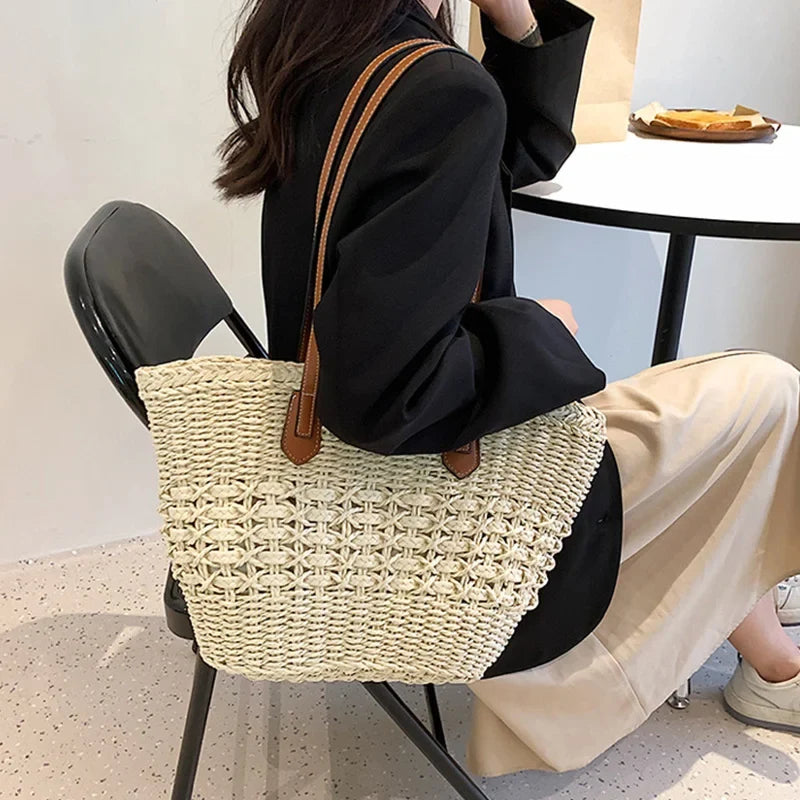 BohoVibe Tote - Elegant Straw Shoulder Bag