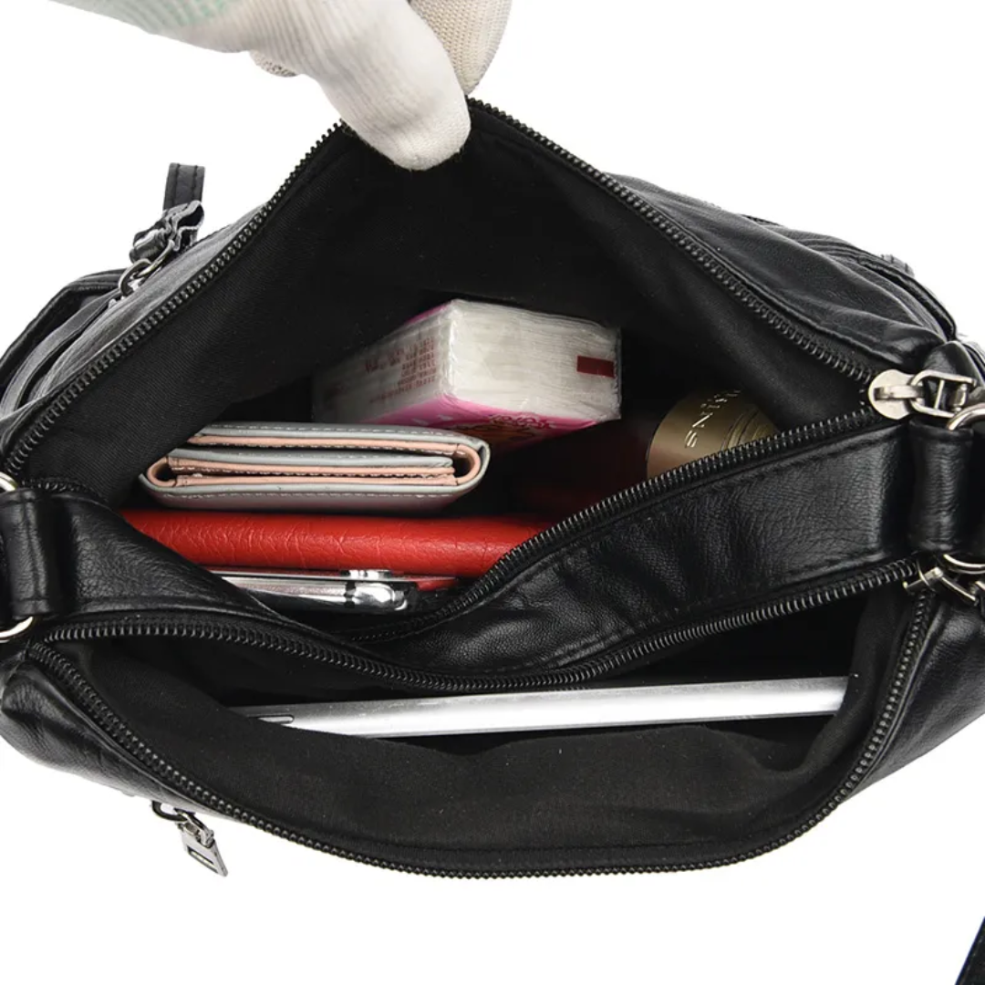 Carly Messenger Bag - A Vintage-Inspired Shoulder Bag