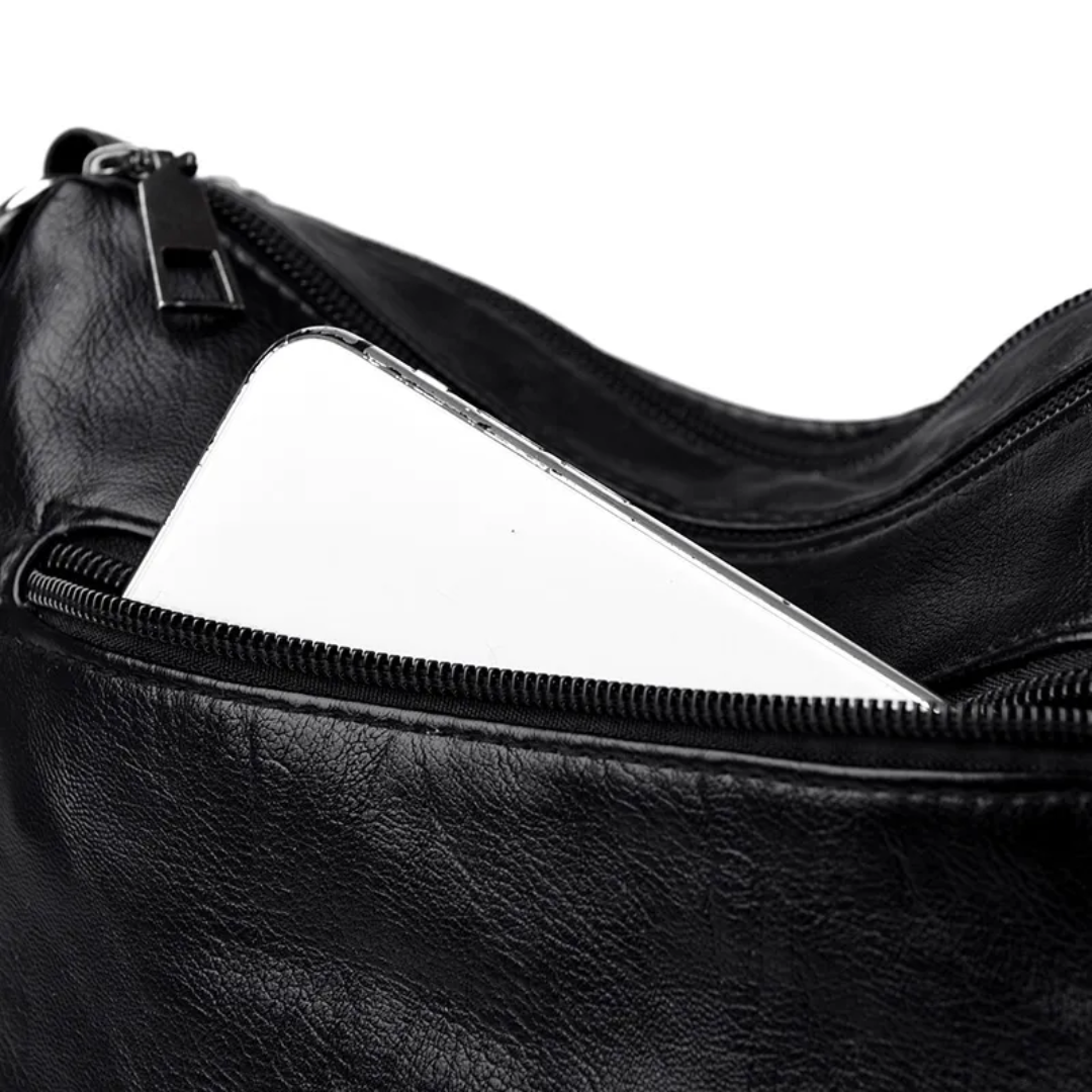 Carly Messenger Bag - A Vintage-Inspired Shoulder Bag