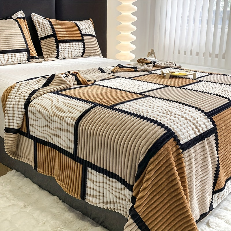 Govanta - Cozy Lightweight All-Season Flannel Throw