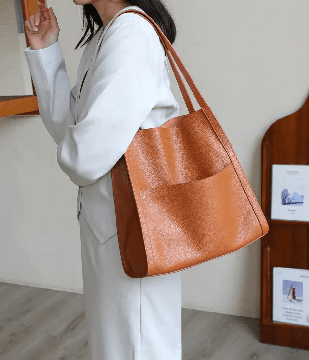 ElegantEssentials Bag - A Stylish and Functional Everyday Accessory