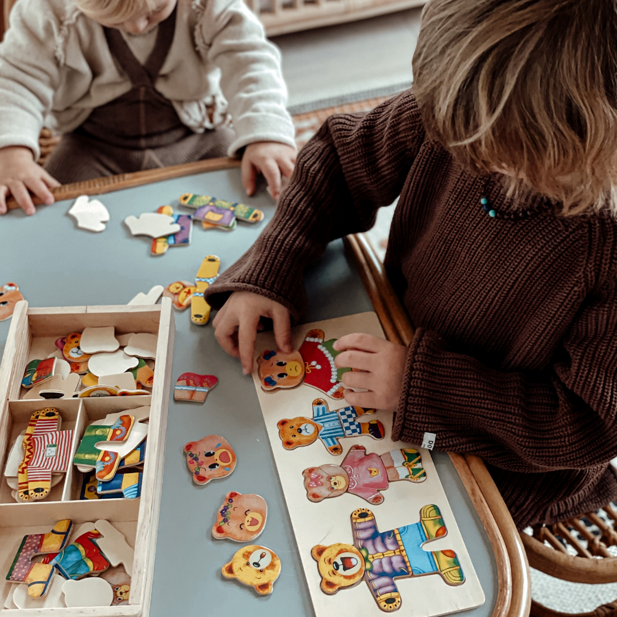 WoodCraft Puzzle - 100 Outfit Creations for Kids