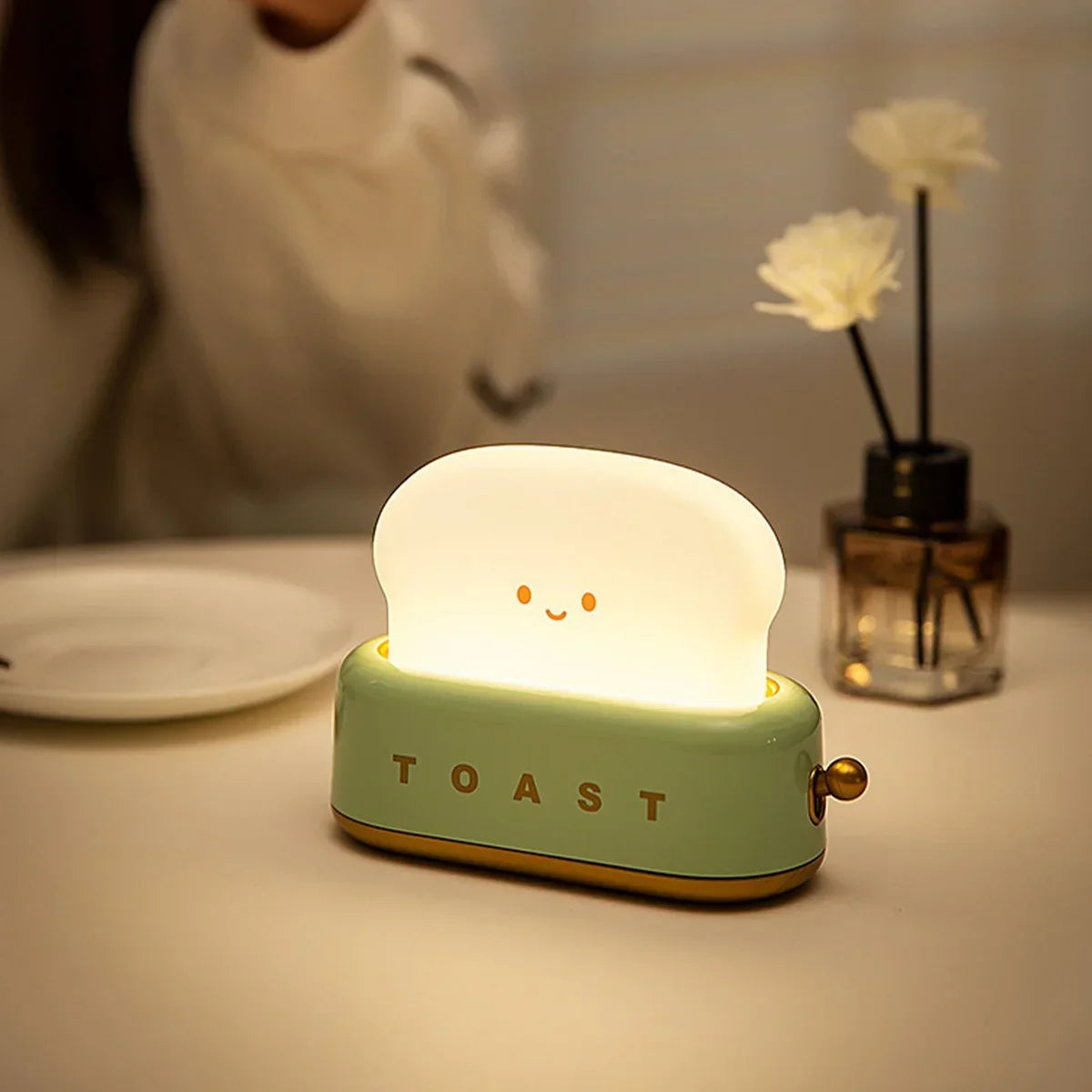 ToastieGlow - Charming Toast-Shaped Night Light