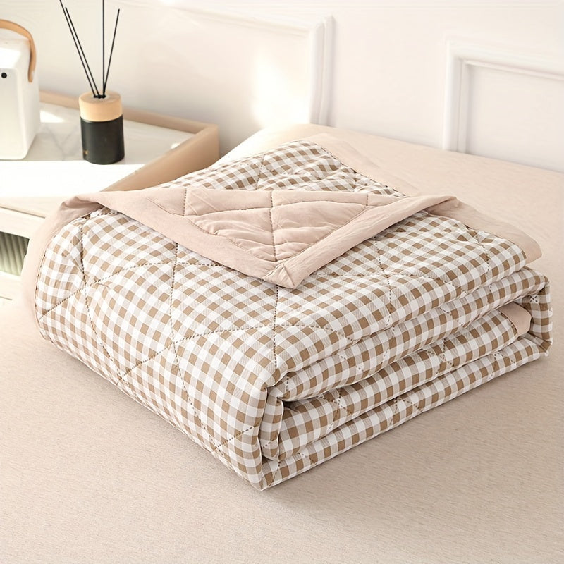 Pomrick - Lightweight Summer Quilt for Cool Nights