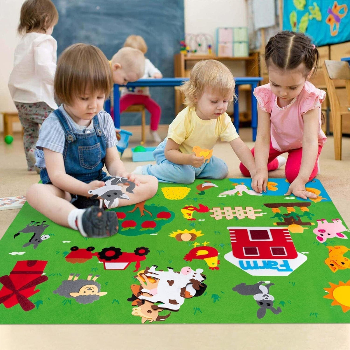 StoryCraft Felt Board - Creative Learning Board for Kids