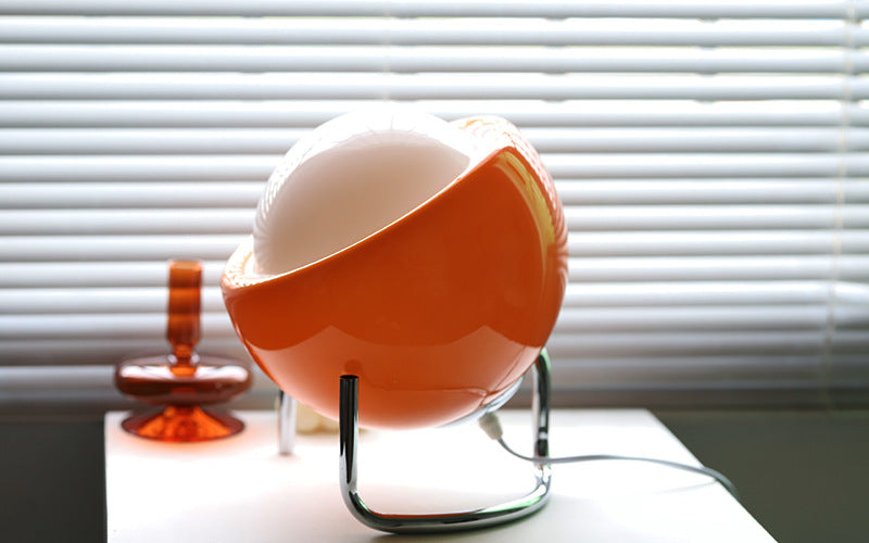 RetroGlow - Scandinavian Glass Table Lamp for Ambient Lighting