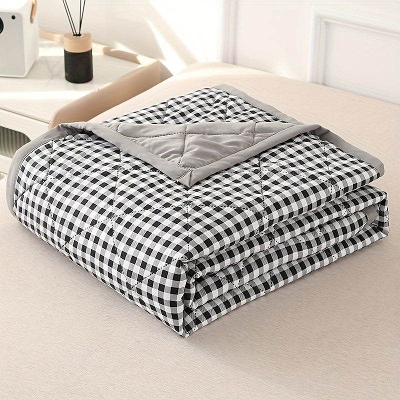 Pomrick - Lightweight Summer Quilt for Cool Nights