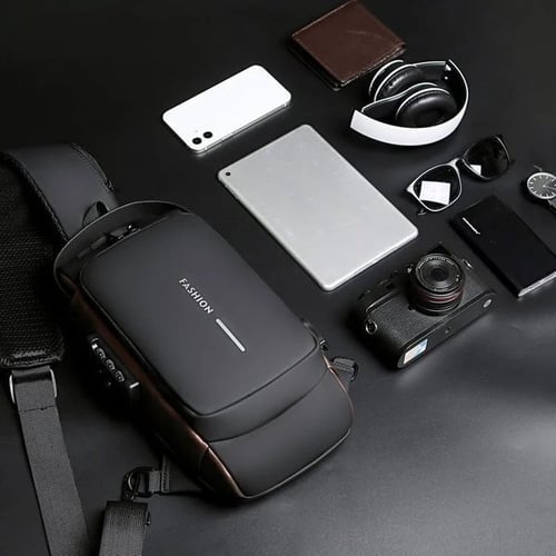Fortalis - Anti-Theft Crossbody Bag with USB Charging Port