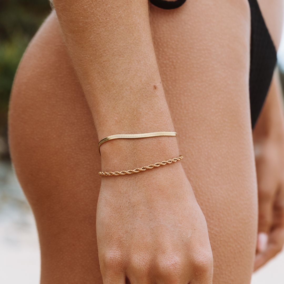 Lana - Elegant Herringbone Bracelet