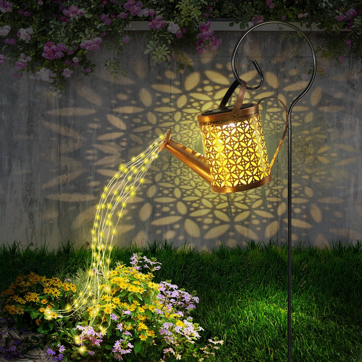Kelsburn - Decorative Solar Watering Can Light