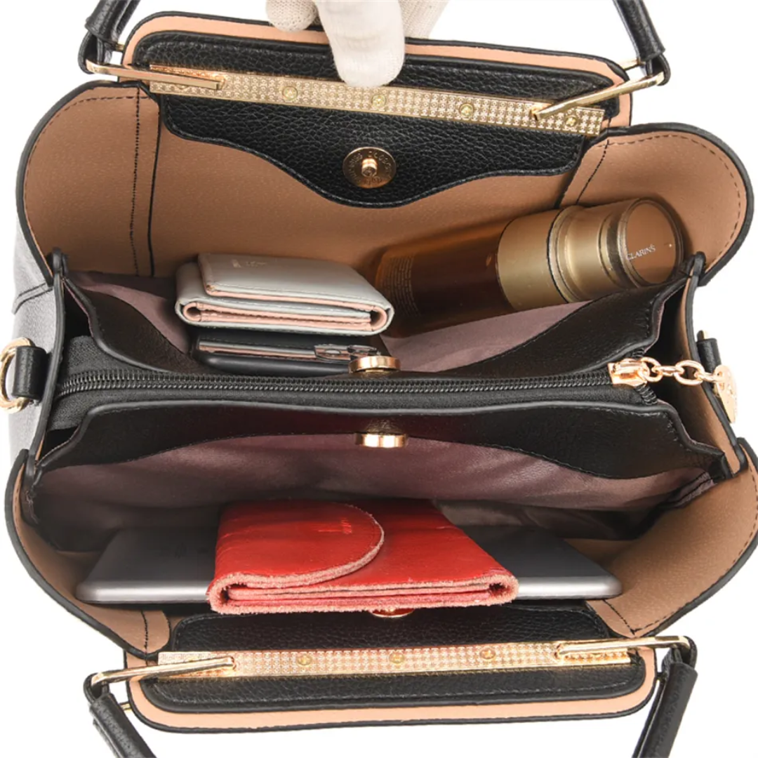 LuxeTote - A Stylish Tote Bag for Every Occasion