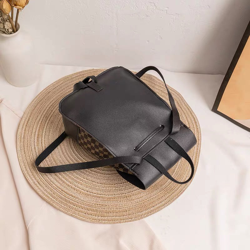 KittyMini - Compact Backpack for Everyday Style