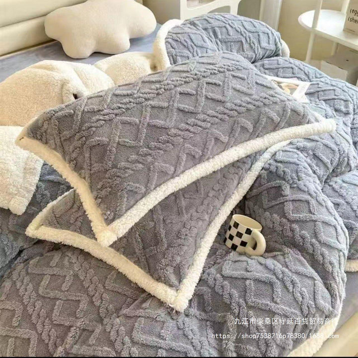 Baelnor - Soft Flannel Duvet for Cold Nights