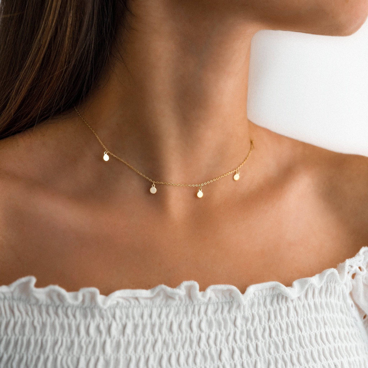 Favelle - Elegant Necklace with Charming Small Circle Pendants