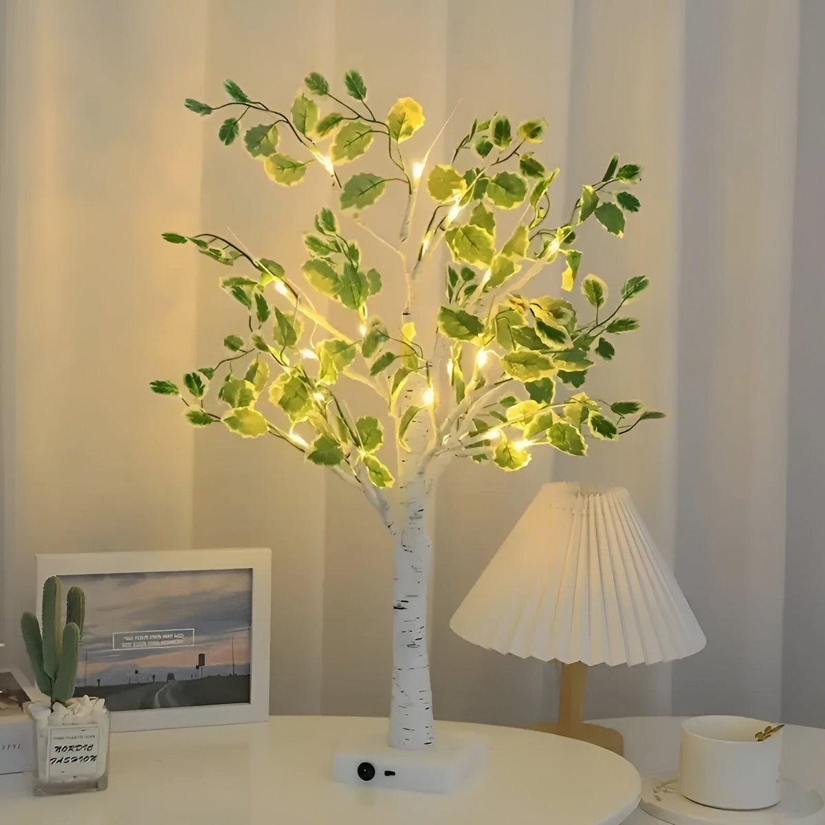 Weilcross - LED Tree Table Lamp