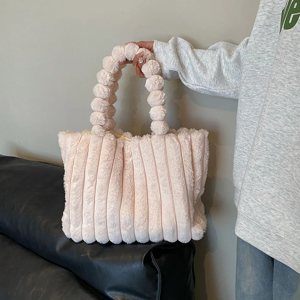 Sabby Bag - Chunky Shoulder Bag for a Bold Everyday Look