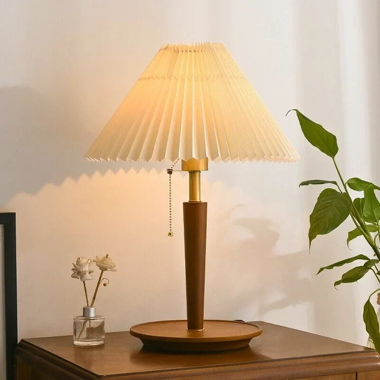 Loventis - Vintage Wooden Table Lamp with Pleated Shade