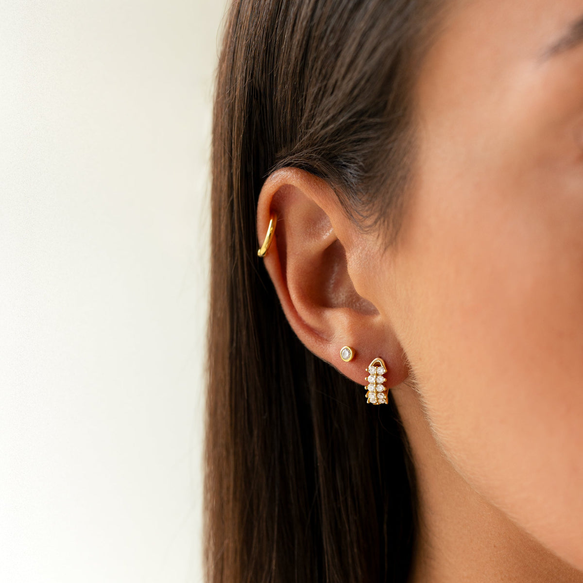 Amira Circle Stud Earrings - Elegant Compact Sterling Silver Design