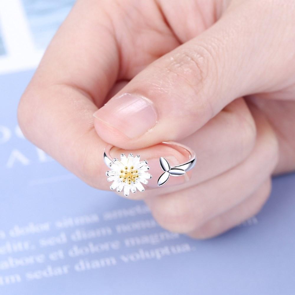 Helios - Adjustable Silver Sunflower Ring