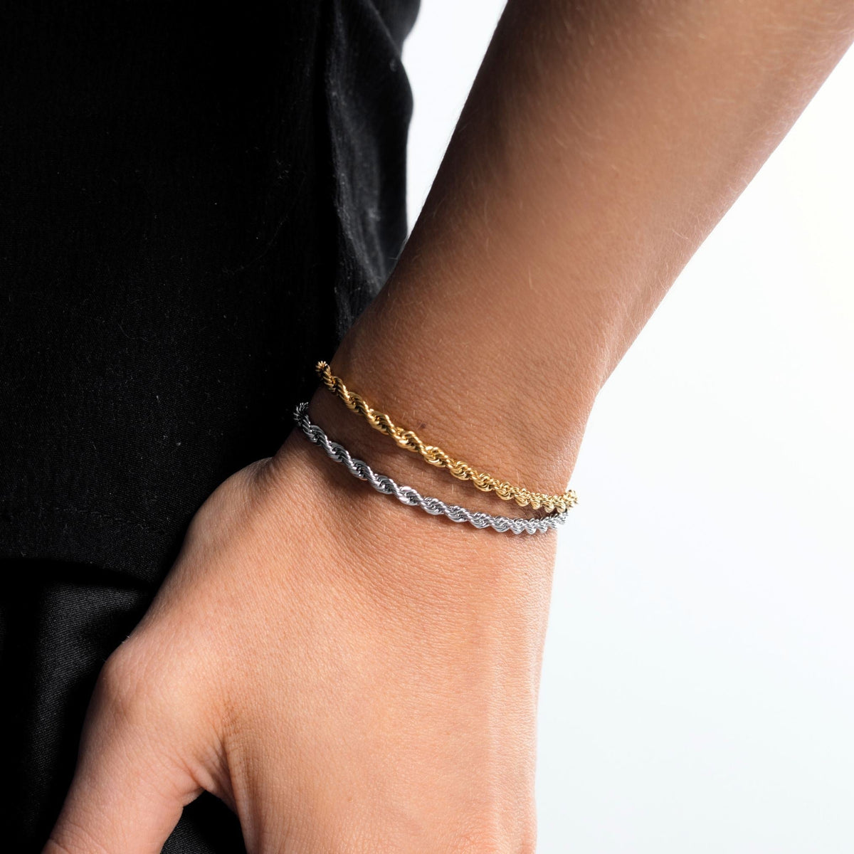 Hystrand - Elegant Twisted Chain Bracelet