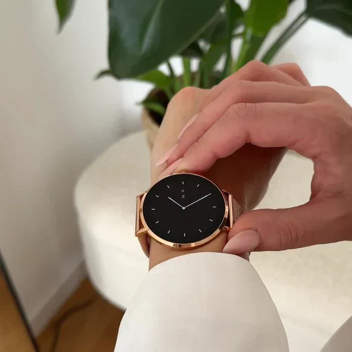 SlimGrace Elite - Sleek Smartwatch for Health and Style