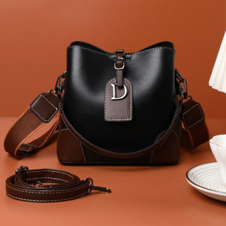 EleganceCross - Elegant and Practical Shoulder Bag for Everyday Use