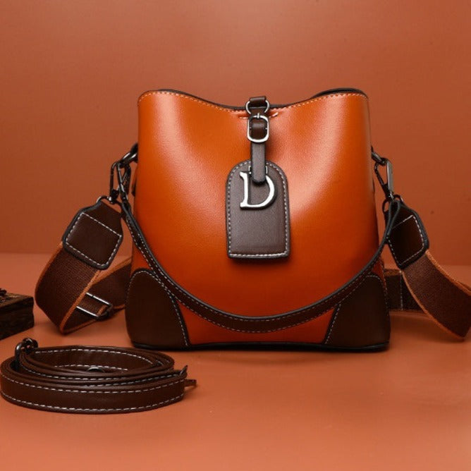 EleganceCross - Elegant and Practical Shoulder Bag for Everyday Use