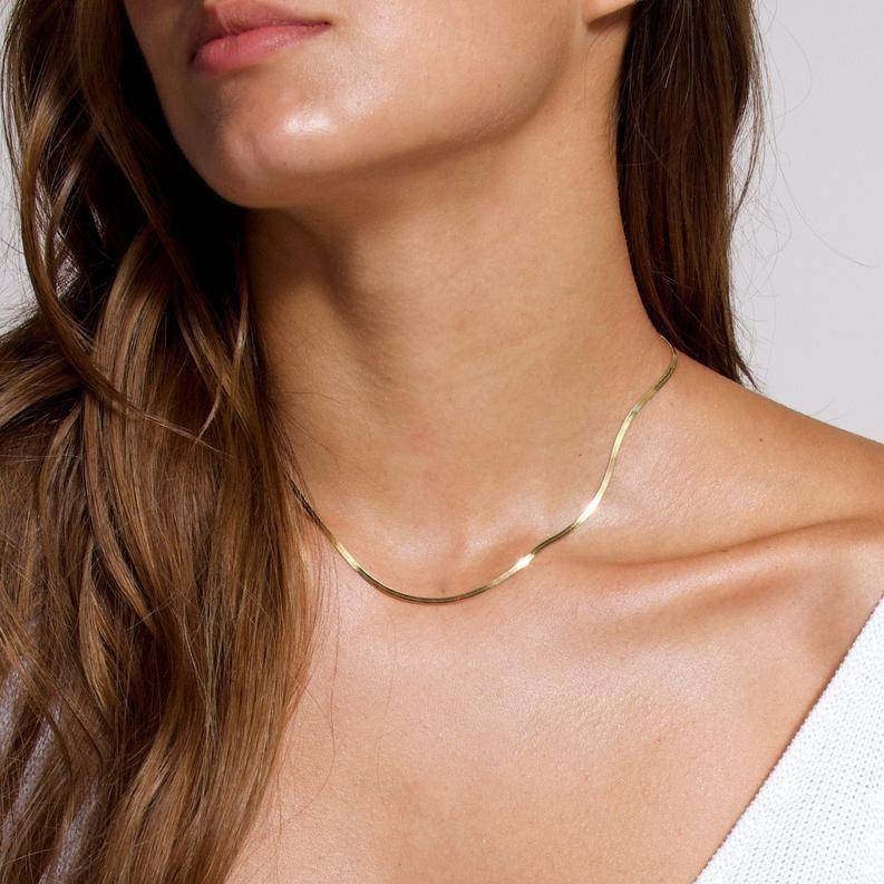 Elvira Necklace - Elegant Sterling Silver Necklace with Adjustable Chain