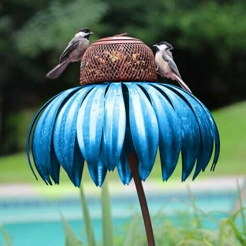 FloraFeeder Bird Feeder - Elegant Flower-Shaped Garden Feeder for Birds