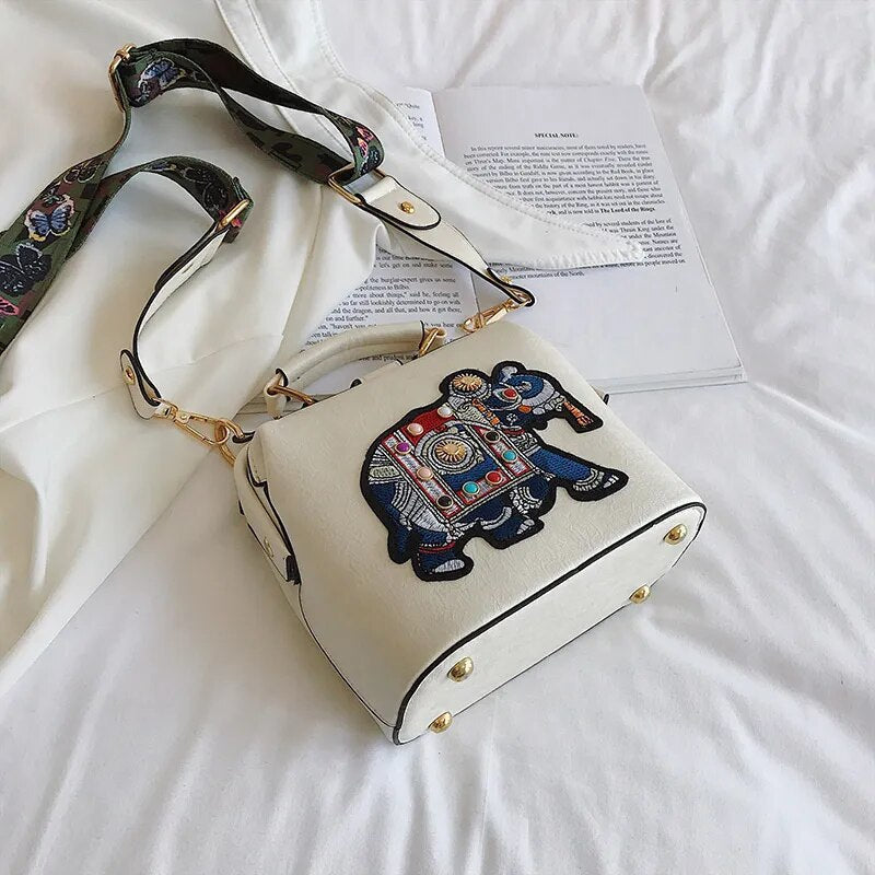 RoxyBag - A Luxe Crossbody Bag with Unique Embroidered Style