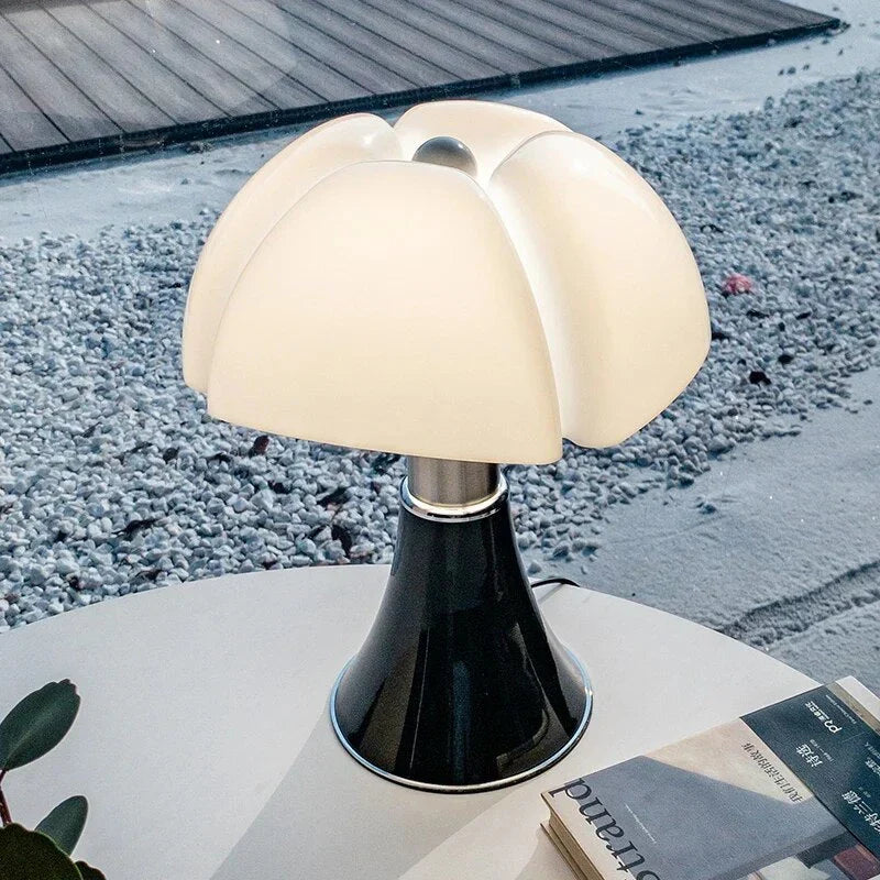 FloraLuxe - Elegant Floral Table Lamp for Modern Interiors
