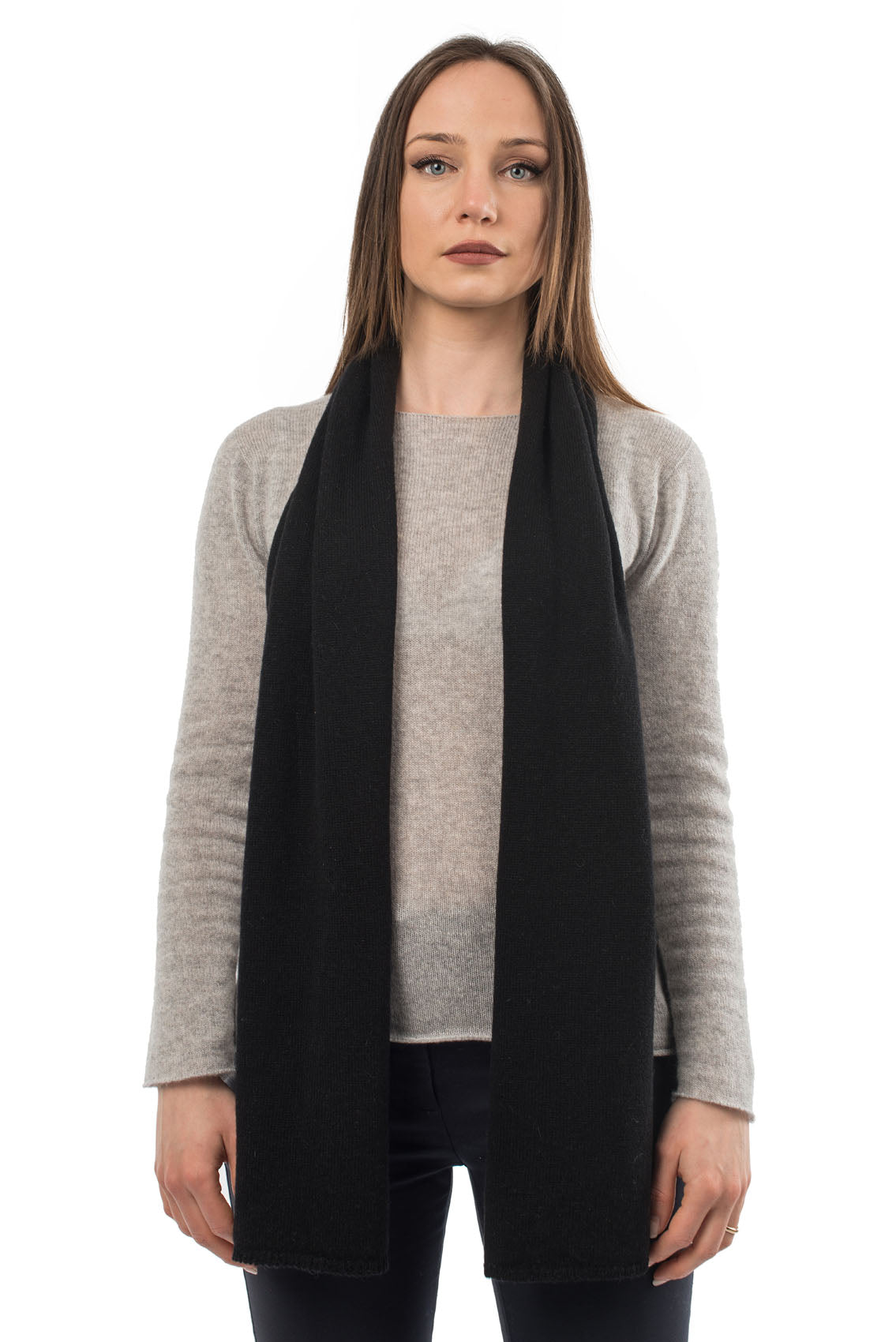 CashmereLux Scarf - Timeless Italian Craftsmanship