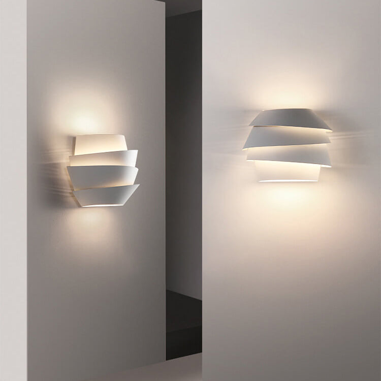 ShineLux - Modern Wall Lamp With Dual Iron Lights
