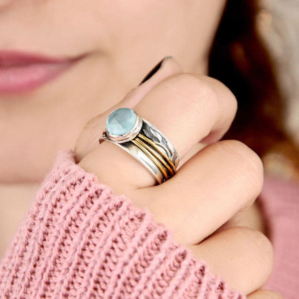 Eswenna - Enchanting Aquamarine Spinner Ring