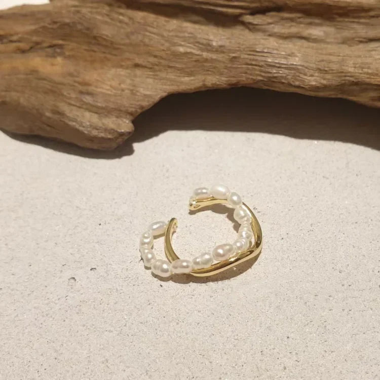 Ivy - Double-Layered Gold Ring with Freshwater Pearl